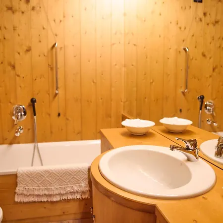 Dimora Nobile D'ottocento - Parcheggio Interno Apartment Cortina d'Ampezzo