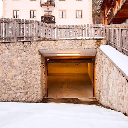 Dimora Nobile D'ottocento - Parcheggio Interno Appartamento *